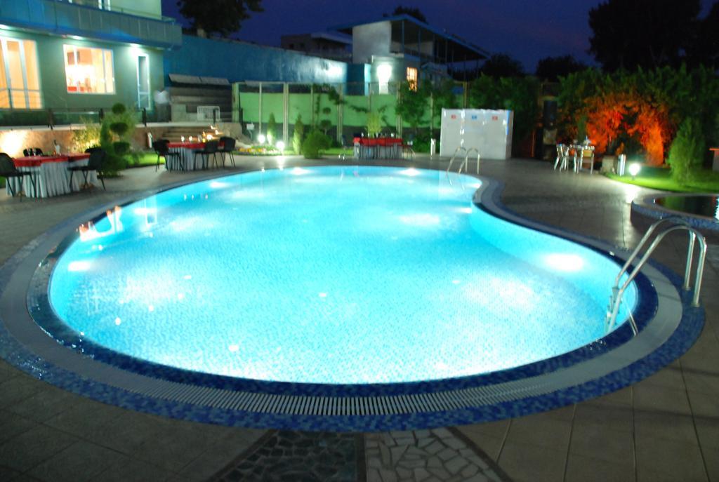 Advantage Hotel ซามาร์คันด์ ภายนอก รูปภาพ